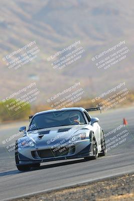 media/Oct-09-2022-Extreme Speed (Sun) [[a34e269be1]]/1-Red/session 1 Skid Pad/